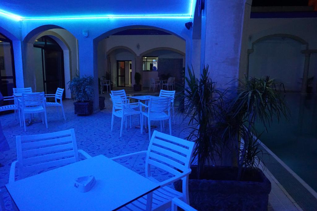 Hotel Zelis Asilah Buitenkant foto