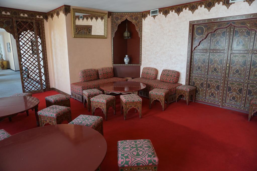 Hotel Zelis Asilah Buitenkant foto